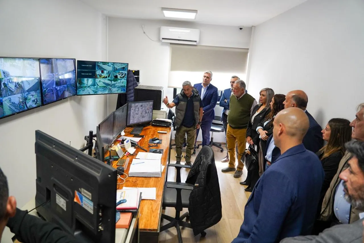 La Bicameral de Seguridad recorrió la Dirección de Responsabilidad Penal Juvenil. La Bicameral de Seguridad recorrió la Dirección de Responsabilidad Penal Juvenil.