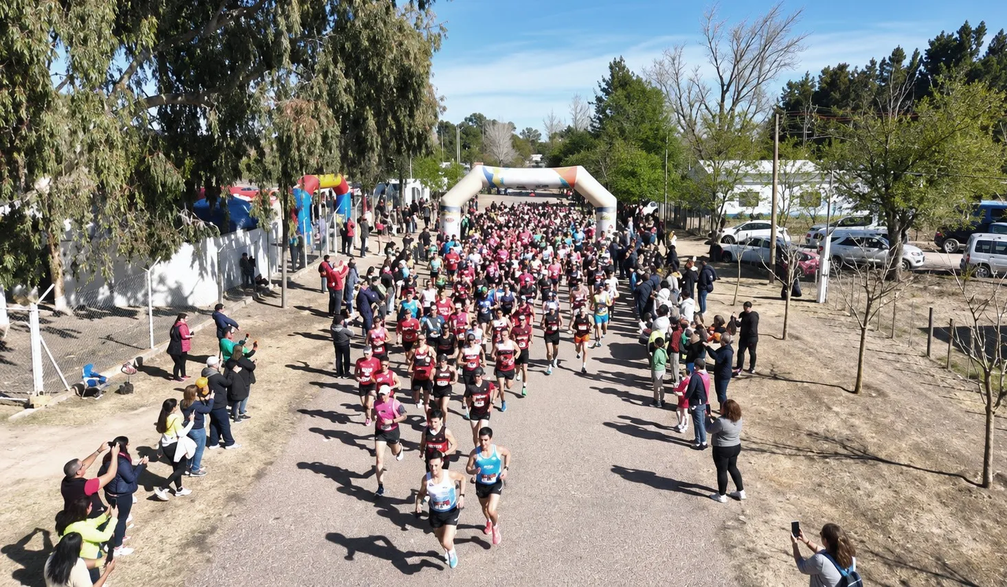 La tercera edición de la Carrera Solidaria de Jaime Prats reunió a 400 participantes.