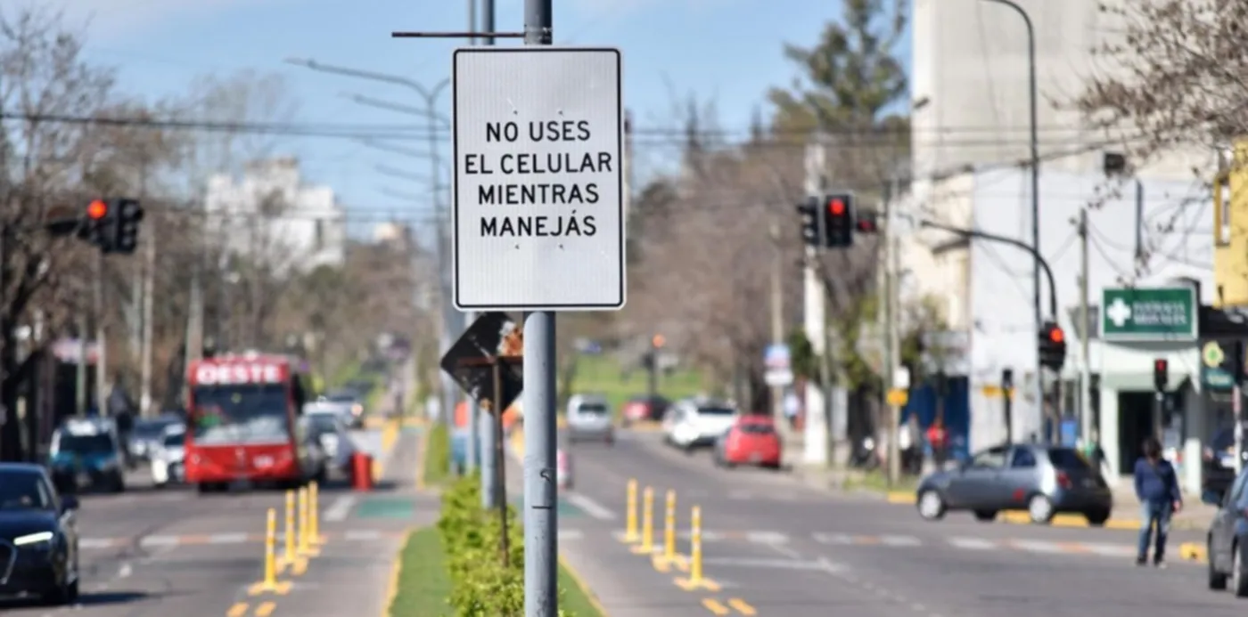 La iniciativa busca mejorar la seguridad vial en los alrededores de la escuela. La iniciativa busca mejorar la seguridad vial en los alrededores de la escuela.