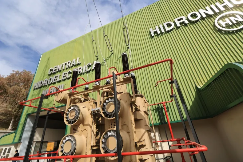 Los Nihuiles es uno de los principales sistemas hidroeléctricos de la provincia.