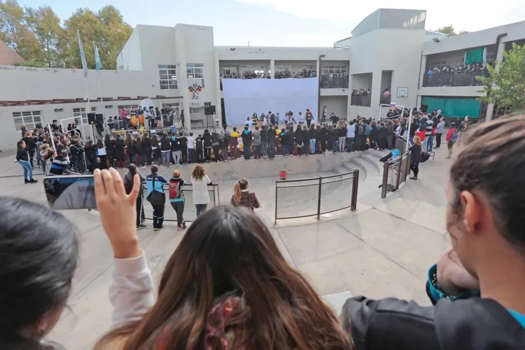 El Centro Polivalente de Arte prepara la Expo Arte 2026 con una nueva propuesta escénica. El Centro Polivalente de Arte prepara la Expo Arte 2026 con una nueva propuesta escénica.
