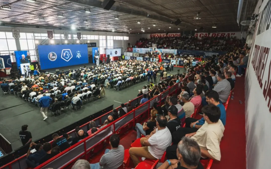 Más de 3.000 dirigentes participaron del tercer encuentro del fútbol del interior