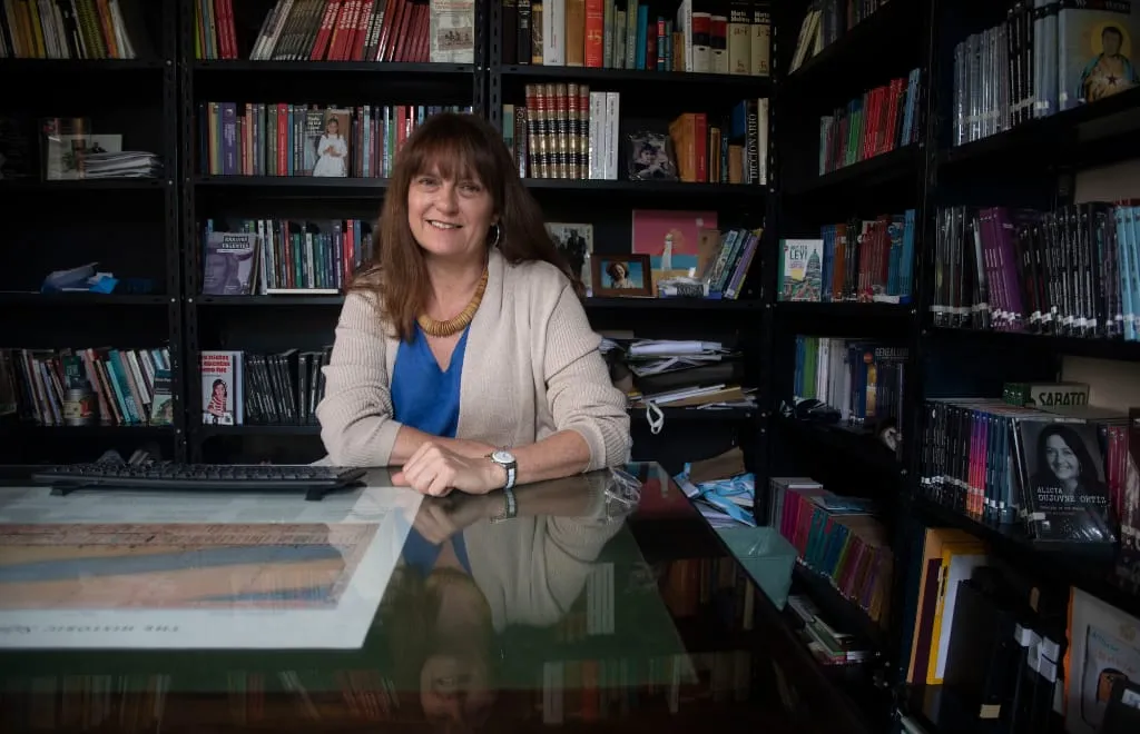 Constanza Brunet advirtió que la derogación de la Ley 25.542 pondría en riesgo a librerías y editoriales independientes.