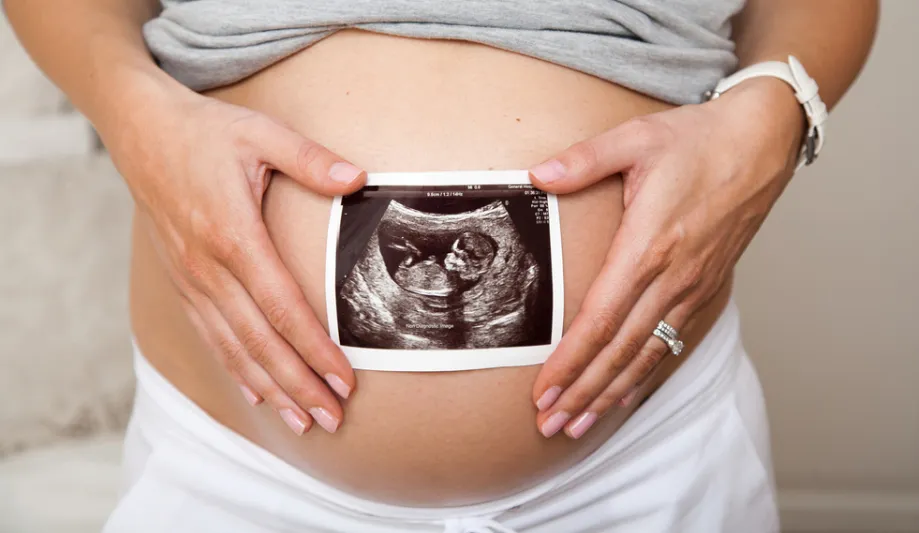 Embarazo: piden controles toxicológicos obligatorios durante la gestación