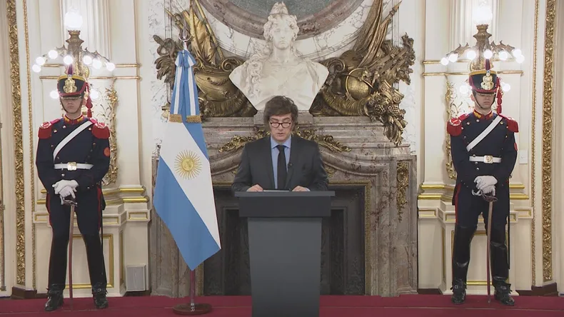 Javier Milei durante la Cadena Nacional desde Casa Rosada.