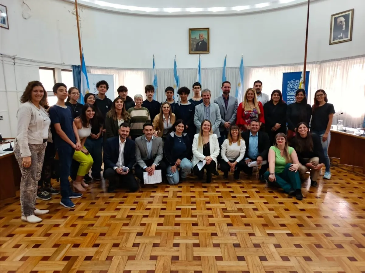 Donación terreno escuela Jorge de la Reta