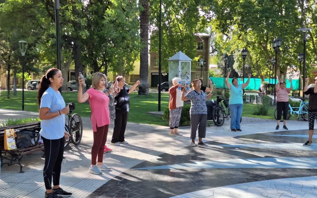 Los adultos mayores de San Rafael se suman a las clases de actividad física impulsadas por el Municipio