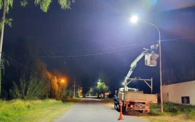 El Municipio incorporó luces led en la traza de calle El Toledano