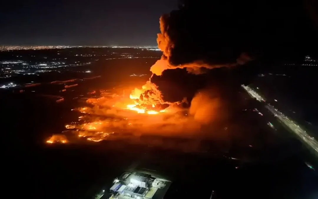 Incendio y explosión en Ezeiza: comienzan las pericias en el Polo Industrial Spegazzini