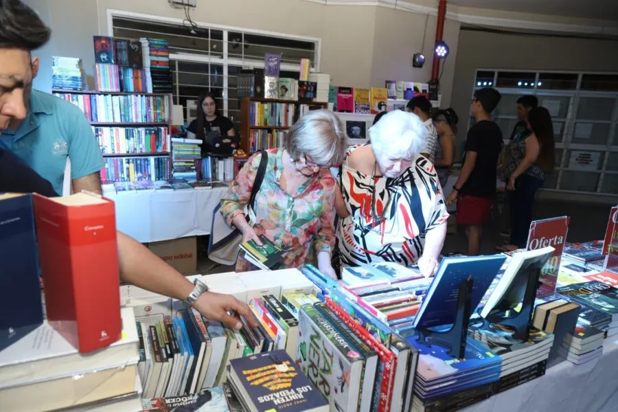 Nueva edición de la Feria del Libro de San Rafael con Eduardo Sacheri, Rep y el Dr.Chinaski