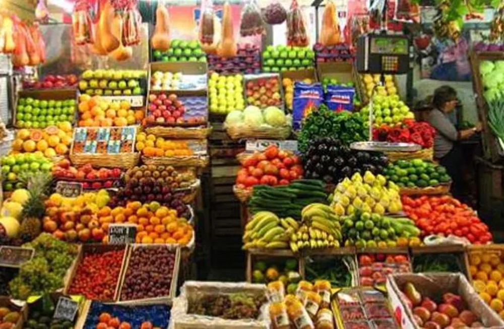 Productores y comerciantes alertan por una fuerte caída del consumo en Mendoza.