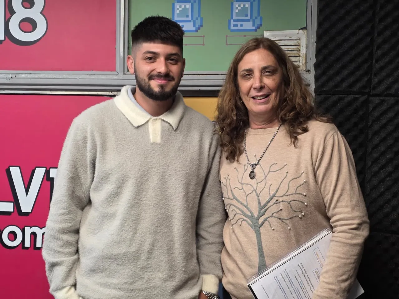 Elizabeth Airaldi, presidenta de la Fundación Kainos, y Julián Miranda, paciente y actual colaborador del programa, visitaron LV18 para hablar sobre la rehabilitación, el acompañamiento terapéutico y la ampliación de las instalaciones en San Rafael. Elizabeth Airaldi, presidenta de la Fundación Kainos, y Julián Miranda, paciente y actual colaborador del programa, visitaron LV18 para hablar sobre la rehabilitación, el acompañamiento terapéutico y la ampliación de las instalaciones en San Rafael.