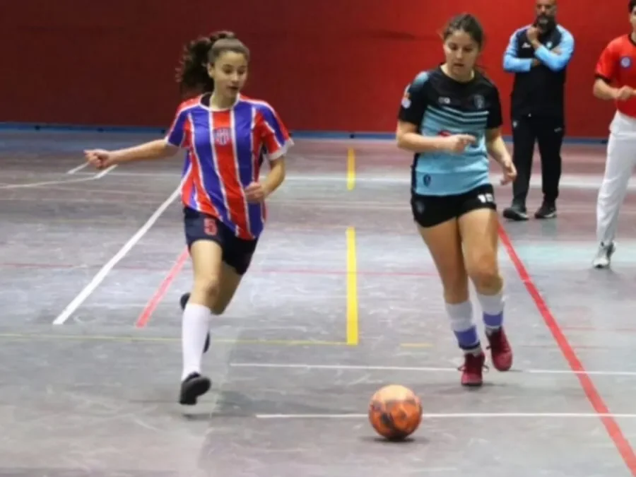 Torneo Clausura de futsal: Pedal se quedó con el título en damas