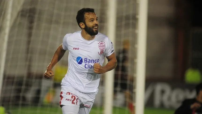 Barracas Central oficializó la llegada de Lucas Gamba