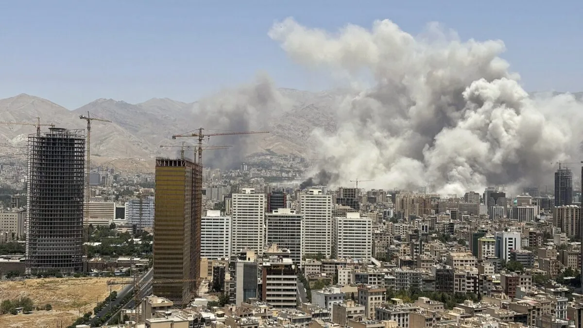 Instalaciones gubernamentales en Teherán tras el ataque aéreo.