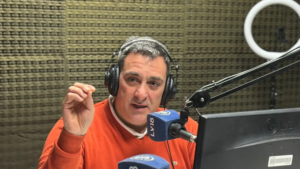 Gustavo Perret cuestionó en la Legislatura la licitación del Sistema Hidroeléctrico Los Nihuiles. Gustavo Perret cuestionó en la Legislatura la licitación del Sistema Hidroeléctrico Los Nihuiles.