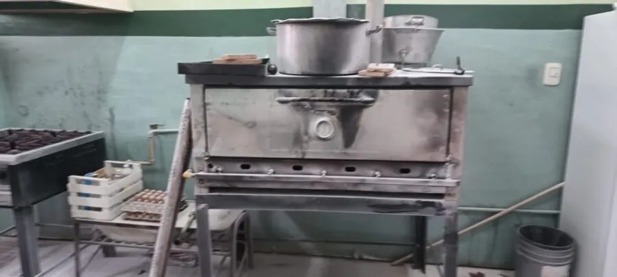 Incendio en la Escuela Abelardo Arias Balloffet: la explosión de un horno obligó a suspender clases