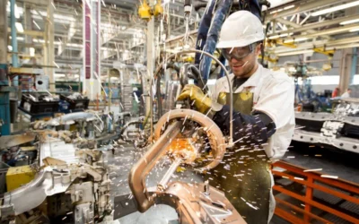 Empleo privado en retroceso: 49.000 puestos menos en cuatro meses y señales de alerta en el mercado laboral