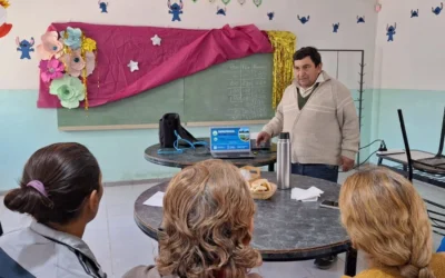 Municipio e INTA brindaron una capacitación sobre microtúneles para huertas
