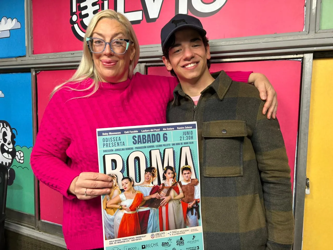 Jorgelina Romera y Lautaro del Pozzi promocionaron la obra en LV18.