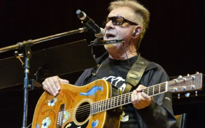 León Gieco se presenta en el Teatro Roma con un show que recorrerá toda su historia