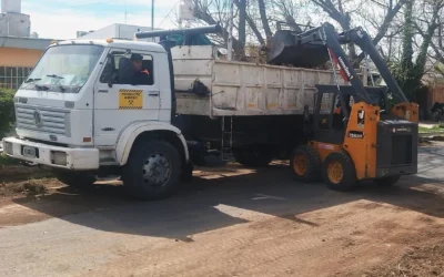 San Rafael refuerza la limpieza de desagües y aplica multas por arrojar residuos en la vía pública