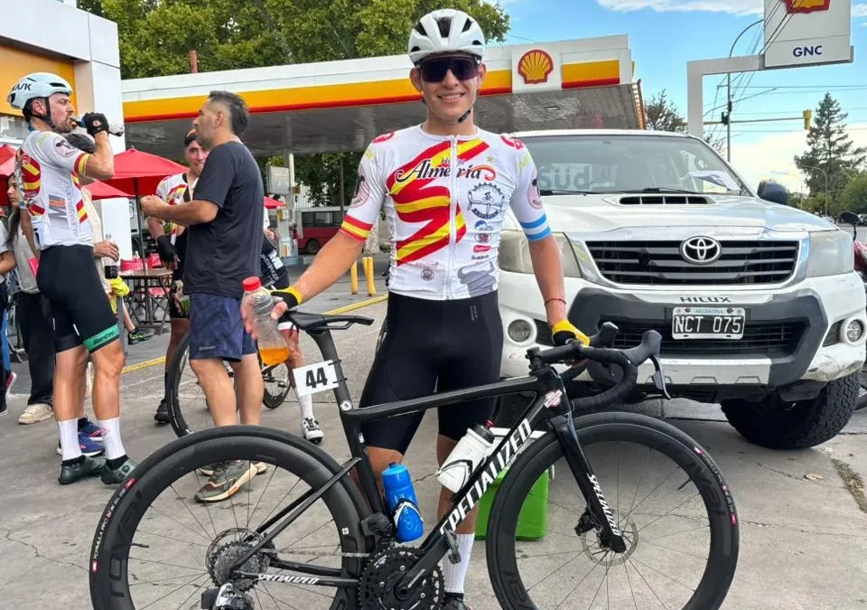 Lorenzo Díaz se quedó con la primera etapa de la Vuelta Ciclística de San Rafael