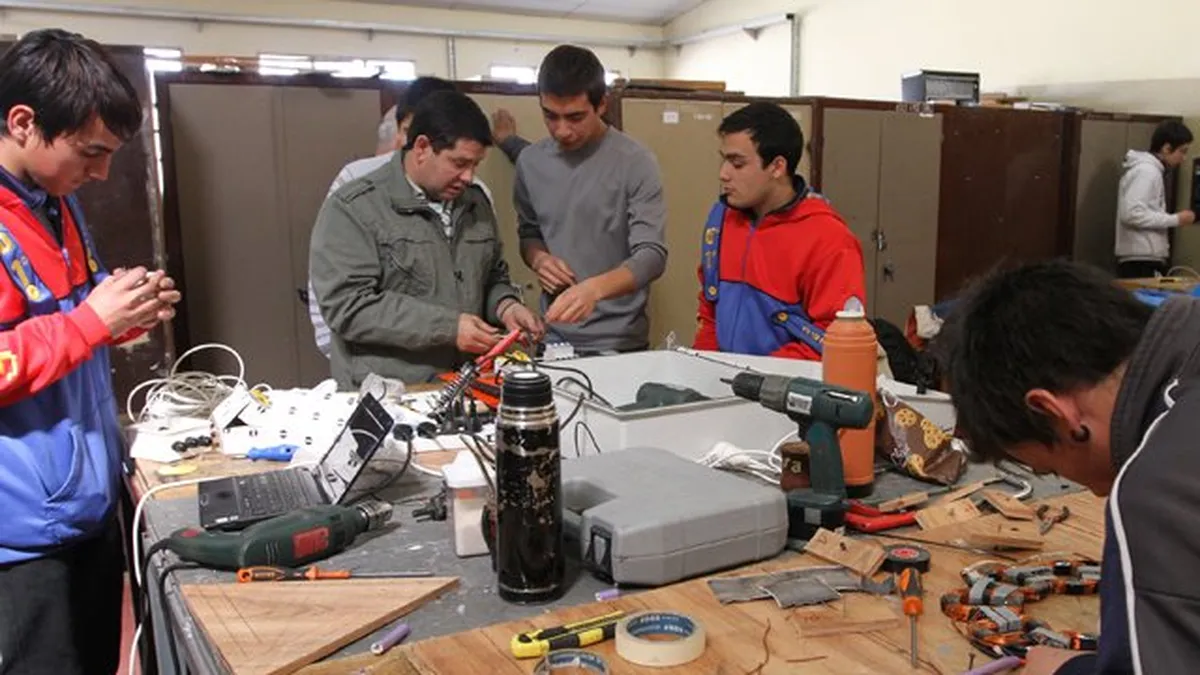Los talleres requieren equipamiento e insumos que hoy escasean en varios establecimientos. Los talleres requieren equipamiento e insumos que hoy escasean en varios establecimientos.