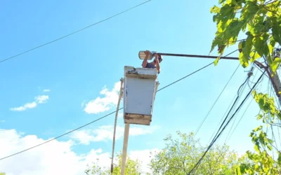 Nuevas luminarias led en avenida Cardonato y se viene calle Sueta