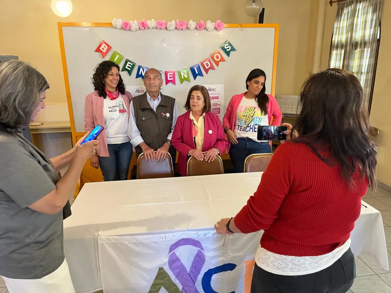 El programa busca fortalecer la autoestima de mujeres que atraviesan tratamientos contra el cáncer. El programa busca fortalecer la autoestima de mujeres que atraviesan tratamientos contra el cáncer.