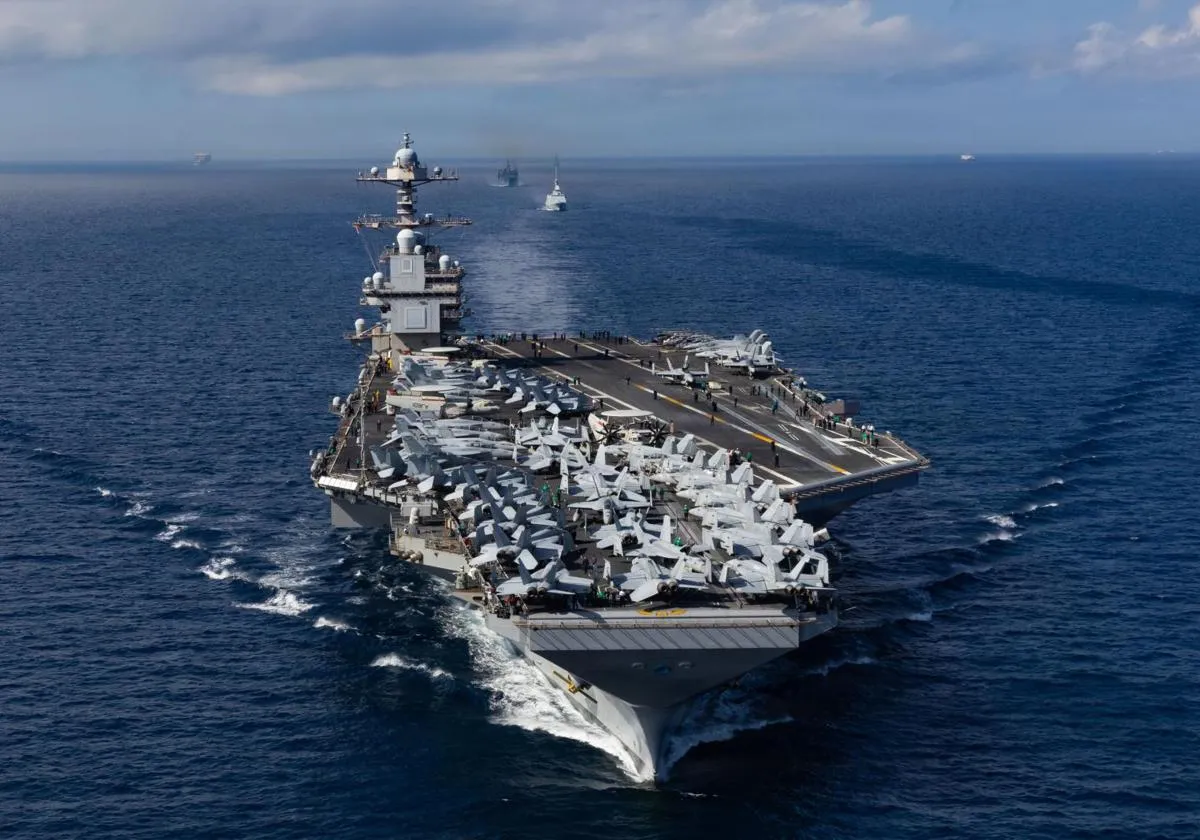 El portaaviones USS Gerald Ford, desplegado recientemente por Estados Unidos en la región.