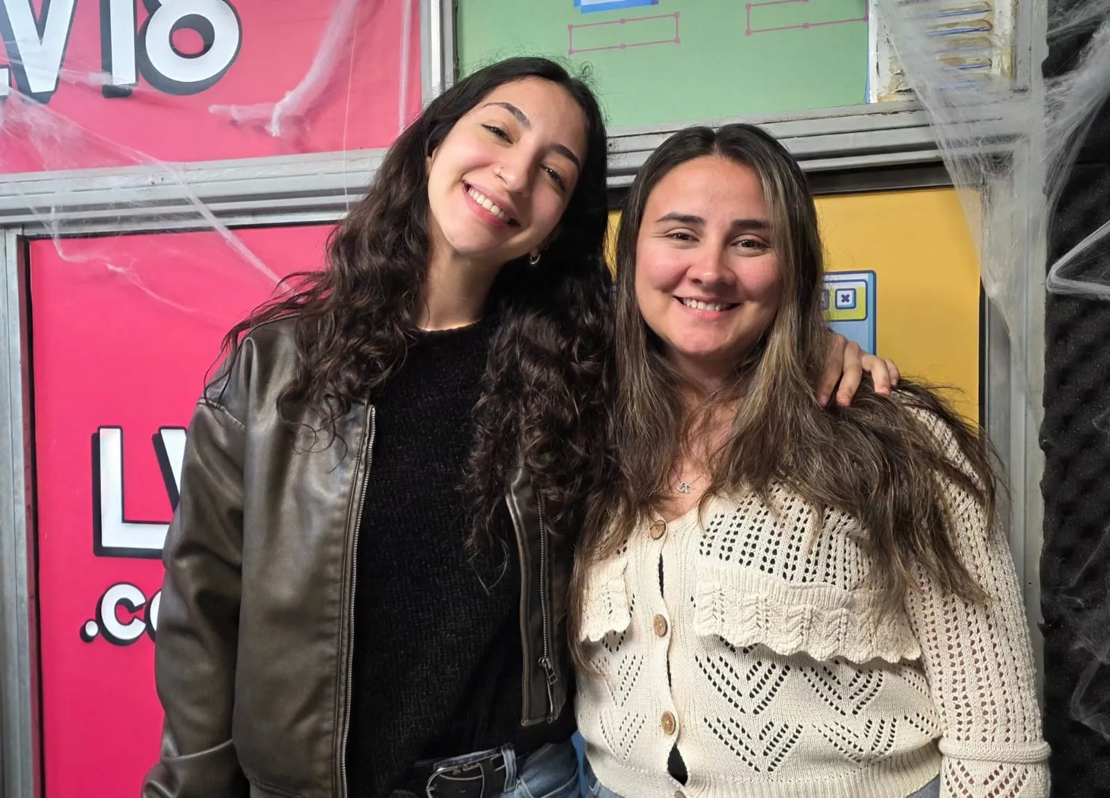Gabriela Aguilera y Zoe Galinger visitaron LV18 para brindar detalles del programa Maternidad Cuidada.