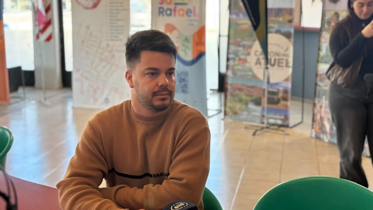 Maxi Goulú, enólogo y propietario de Epsilon Cru, destacó el crecimiento del enoturismo en San Rafael. Maxi Goulú, enólogo y propietario de Epsilon Cru, destacó el crecimiento del enoturismo en San Rafael.
