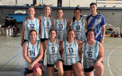 Maxibásquet femenino: Academia sigue invicto y Pedal no le pierde pisada