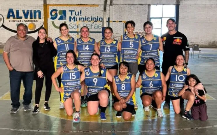 Huracán cayó por 70 a 28 ante Academia de General Alvear en una nueva fecha del Torneo de Maxibásquet Femenino de San Rafael. Huracán cayó por 70 a 28 ante Academia de General Alvear en una nueva fecha del Torneo de Maxibásquet Femenino de San Rafael.