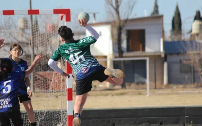 El Poli 2 fue escenario de un multitudinario encuentro de mini handball