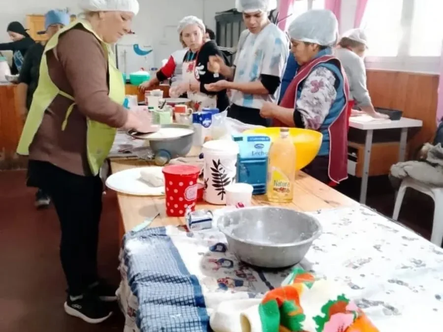 Los talleres municipales suman propuestas itinerantes e intensivas por barrios y distritos