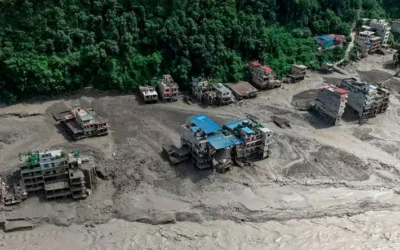 Tragedia en Nepal: ya son más de 1.100 los muertos y avanzan los entierros masivos tras el colapso total de las morgues