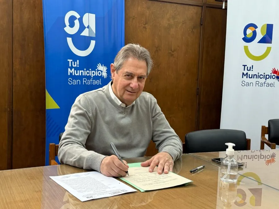 Omar Félix promulgó la autonomía y dio un paso más hacia la carta orgánica municipal