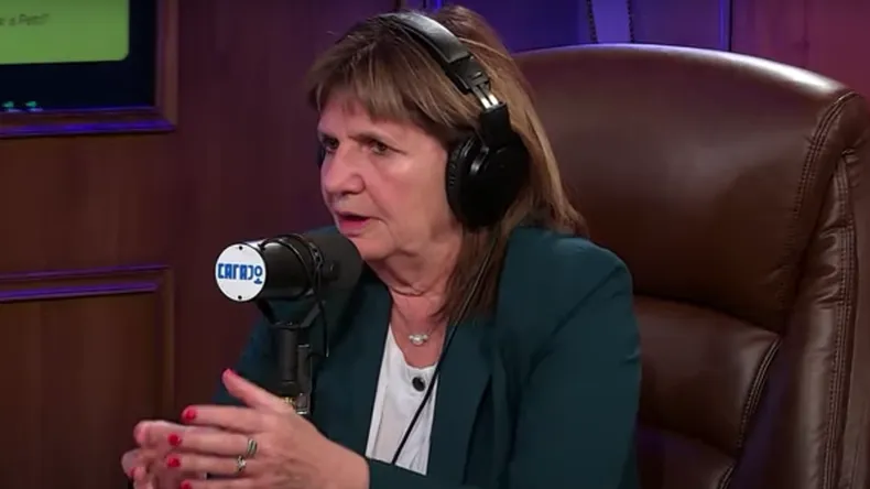 Patricia Bullrich durante la entrevista en el programa Carajo, donde responsabilizó al feminismo por la ola de femicidios.