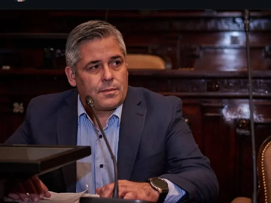 Propuesta para reemplazar multas de tránsito por trabajo comunitario en Mendoza