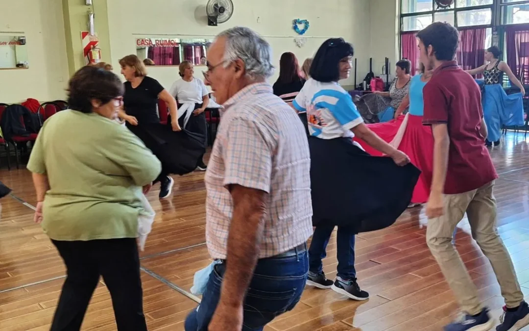 Talleres municipales: más de una decena de puntos para emprender danzas folklóricas