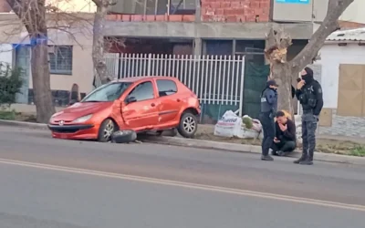 Accidente en avenida Granaderos: vecinos alertan por la velocidad tras un fuerte choque