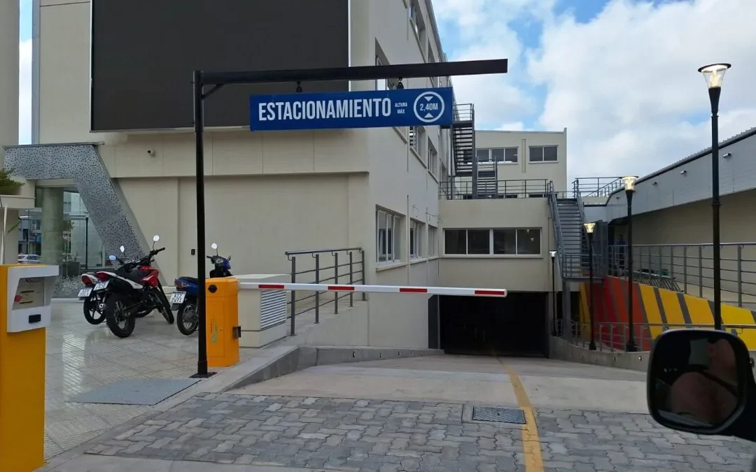 Comenzó a funcionar el estacionamiento subterráneo de la ex terminal