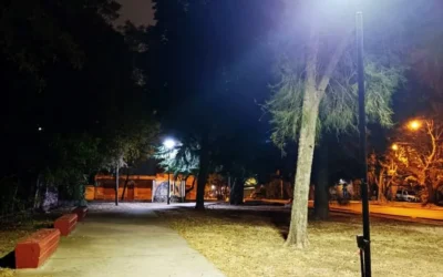 La plazoleta Roberto Órdenes cuenta ahora con nueva iluminación LED