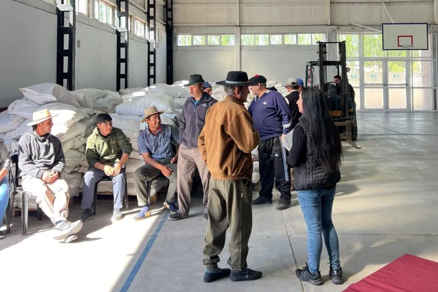 El Municipio aporta forraje para apoyar a los productores del Secano