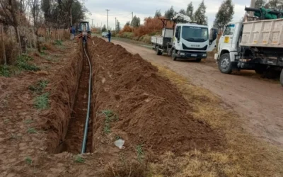 Avanzan las obras para ampliar la red de agua potable en Colonia Rusa
