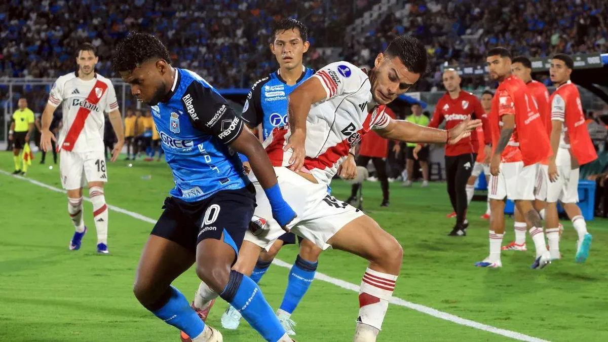 River vs Blooming