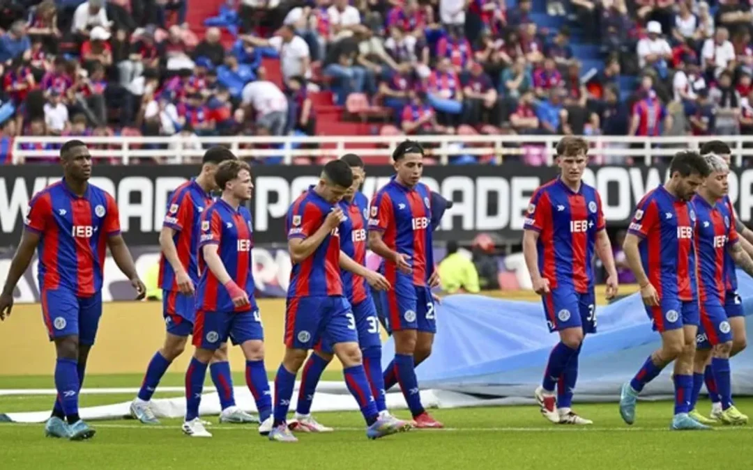 Los jugadores de San Lorenzo alzan la voz en medio de la crisis institucional