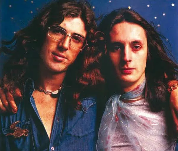 Charly García y Nito Mestre, al frente de Sui Generis, marcaron una época del rock argentino con canciones que se convirtieron en clásicos. Charly García y Nito Mestre, al frente de Sui Generis, marcaron una época del rock argentino con canciones que se convirtieron en clásicos.